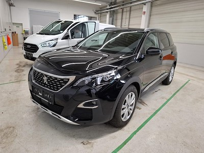 Kaufe PEUGEOT 5008 bei Ayvens Carmarket